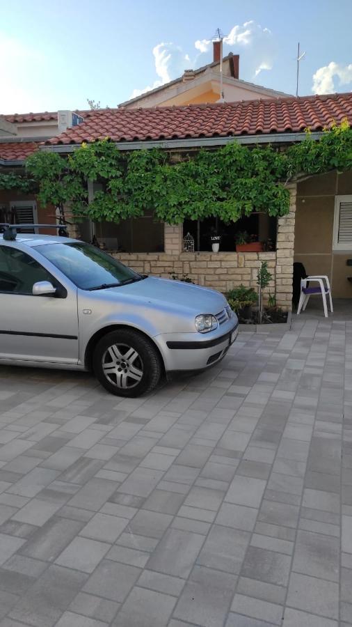 Apartments M&R Spadina Vodice Eksteriør billede